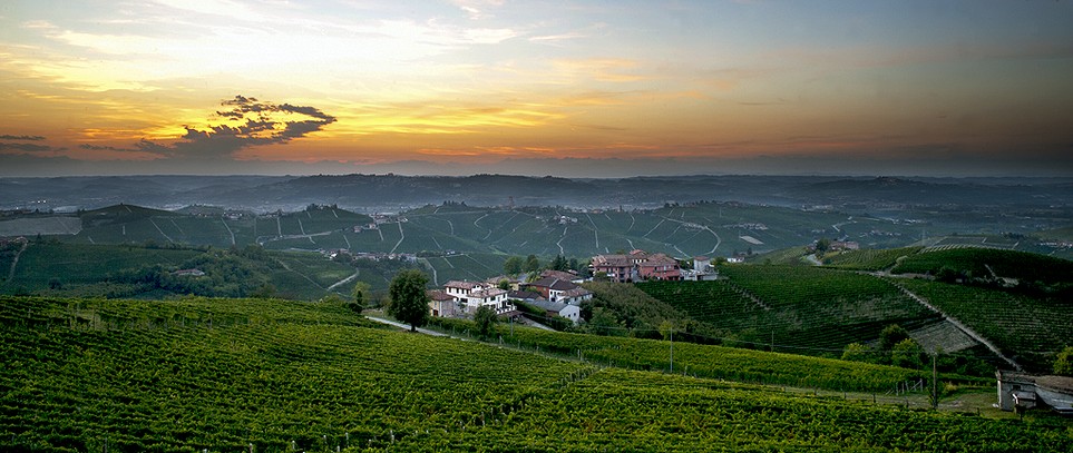 Guido Rivella ligger vakkert til i Barbaresco.